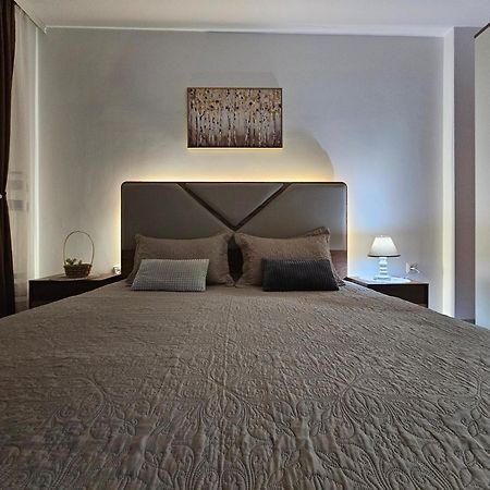Superb 1 Bedroom In The Best Zone Of The City. Ferizaj Exteriér fotografie