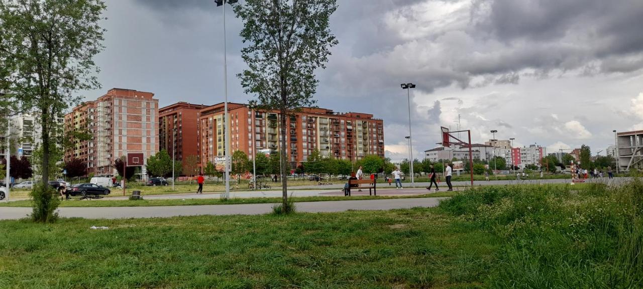 Superb 1 Bedroom In The Best Zone Of The City. Ferizaj Exteriér fotografie