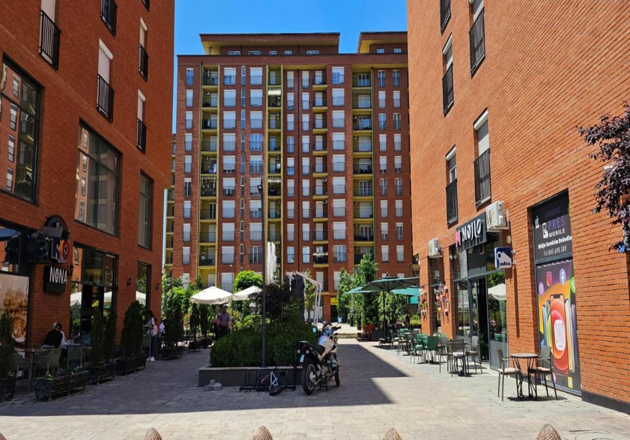 Superb 1 Bedroom In The Best Zone Of The City. Ferizaj Exteriér fotografie