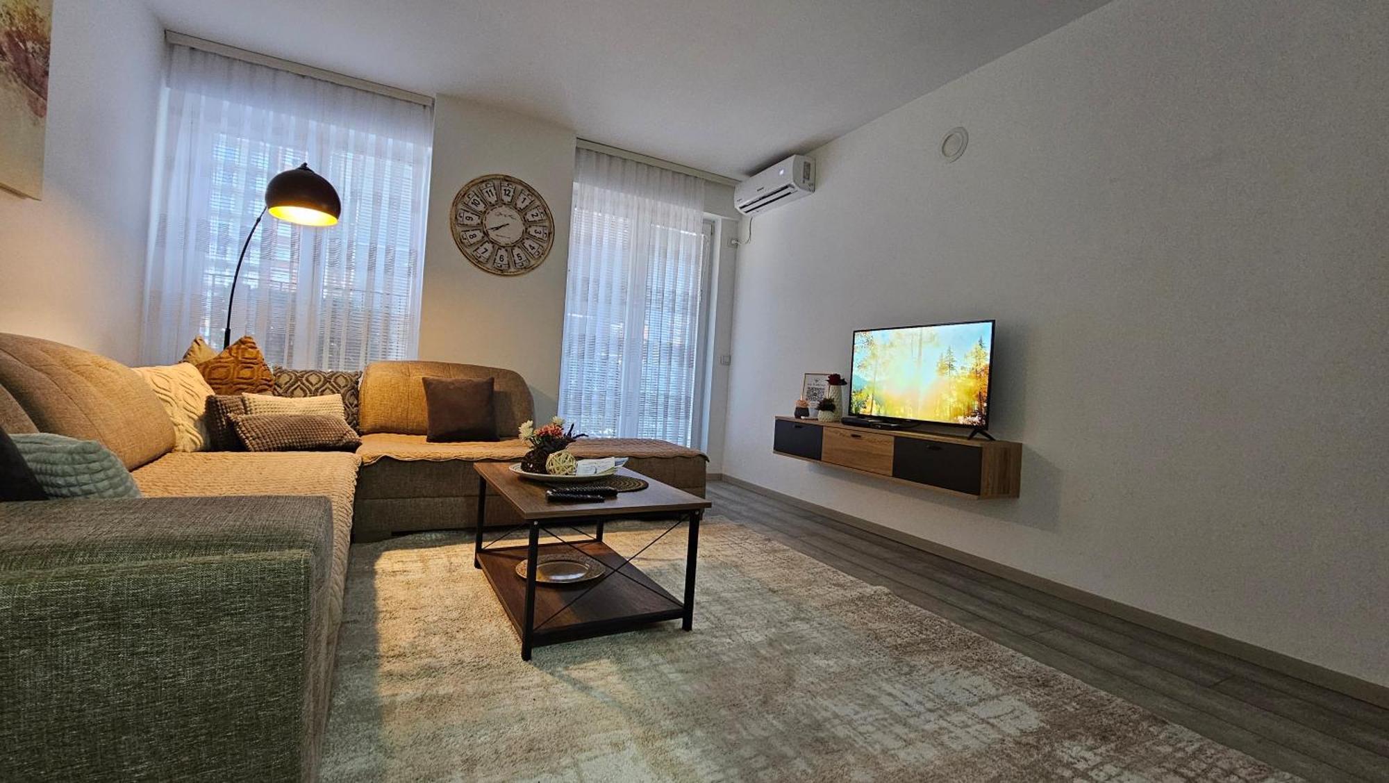 Superb 1 Bedroom In The Best Zone Of The City. Ferizaj Exteriér fotografie