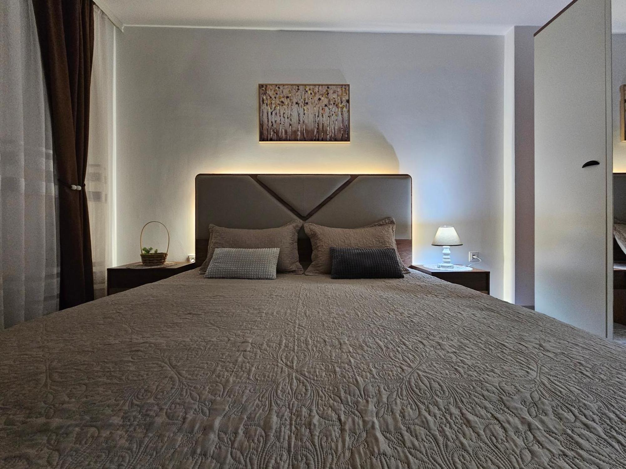Superb 1 Bedroom In The Best Zone Of The City. Ferizaj Exteriér fotografie